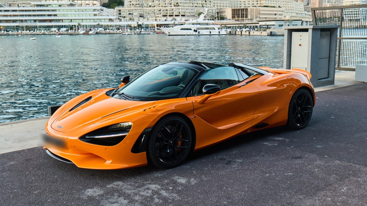 Poker Rally - McLaren 750S Spider в Монако